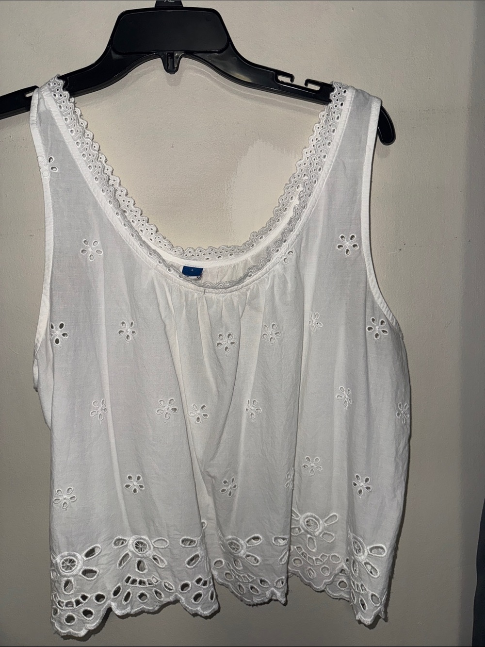 Old Navy White Eyelet Lace-Trim Camisole